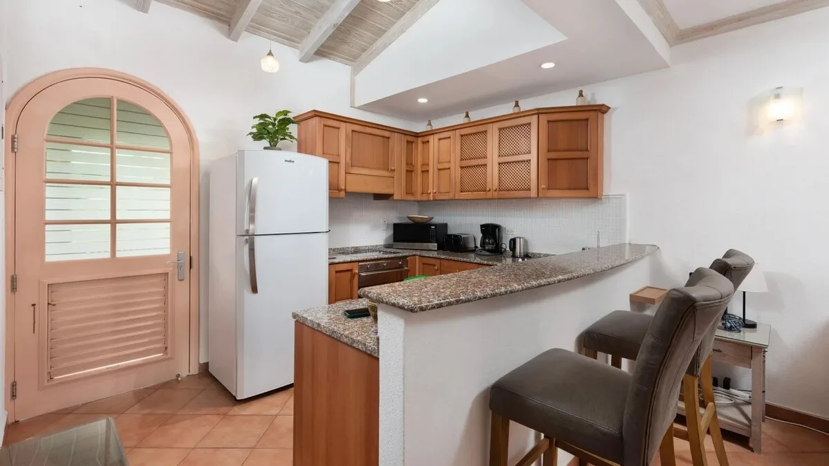 Sugar Hill Estate | Paradise Palms Penthouse, 1-bedroom apartment for sale in St James, Barbados - photograph 8