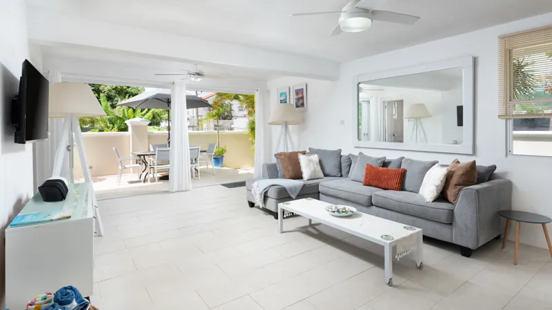 Mango Court 3, photograph 6