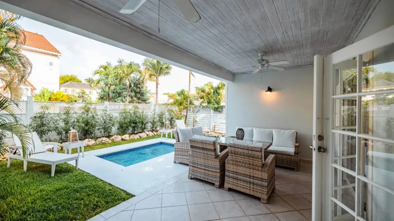 Porters Gate 16 | Effortless West Coast Living