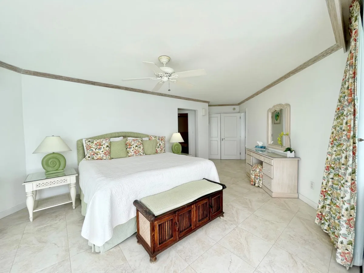 Villas on the Beach 403 - Holetown, 3-bedroom villa for rent in St James, Barbados - photograph 6