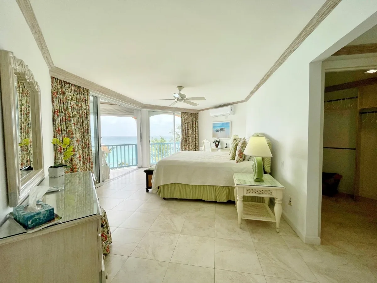 Villas on the Beach 403 - Holetown, 3-bedroom villa for rent in St James, Barbados - photograph 7