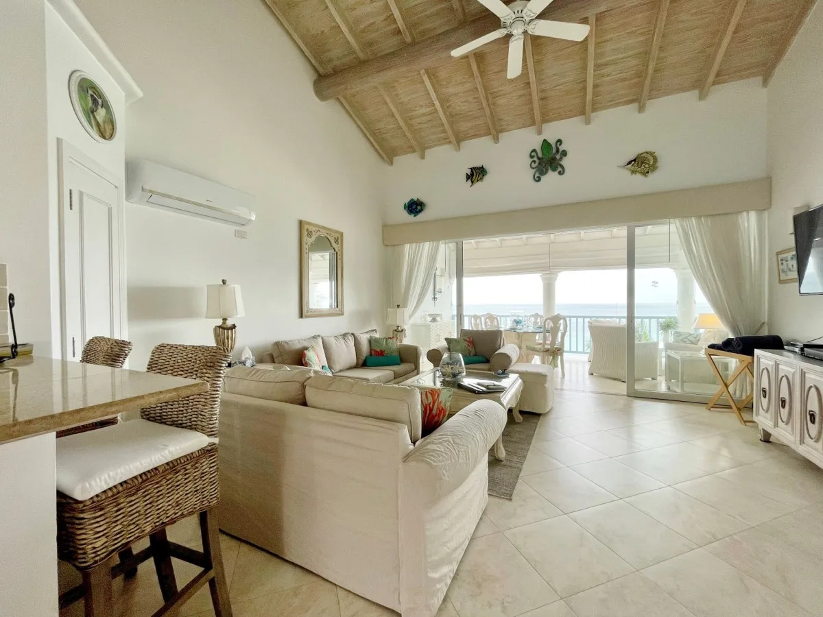 Villas on the Beach 403 - Holetown, 3-bedroom villa for rent in St James, Barbados - photograph 11