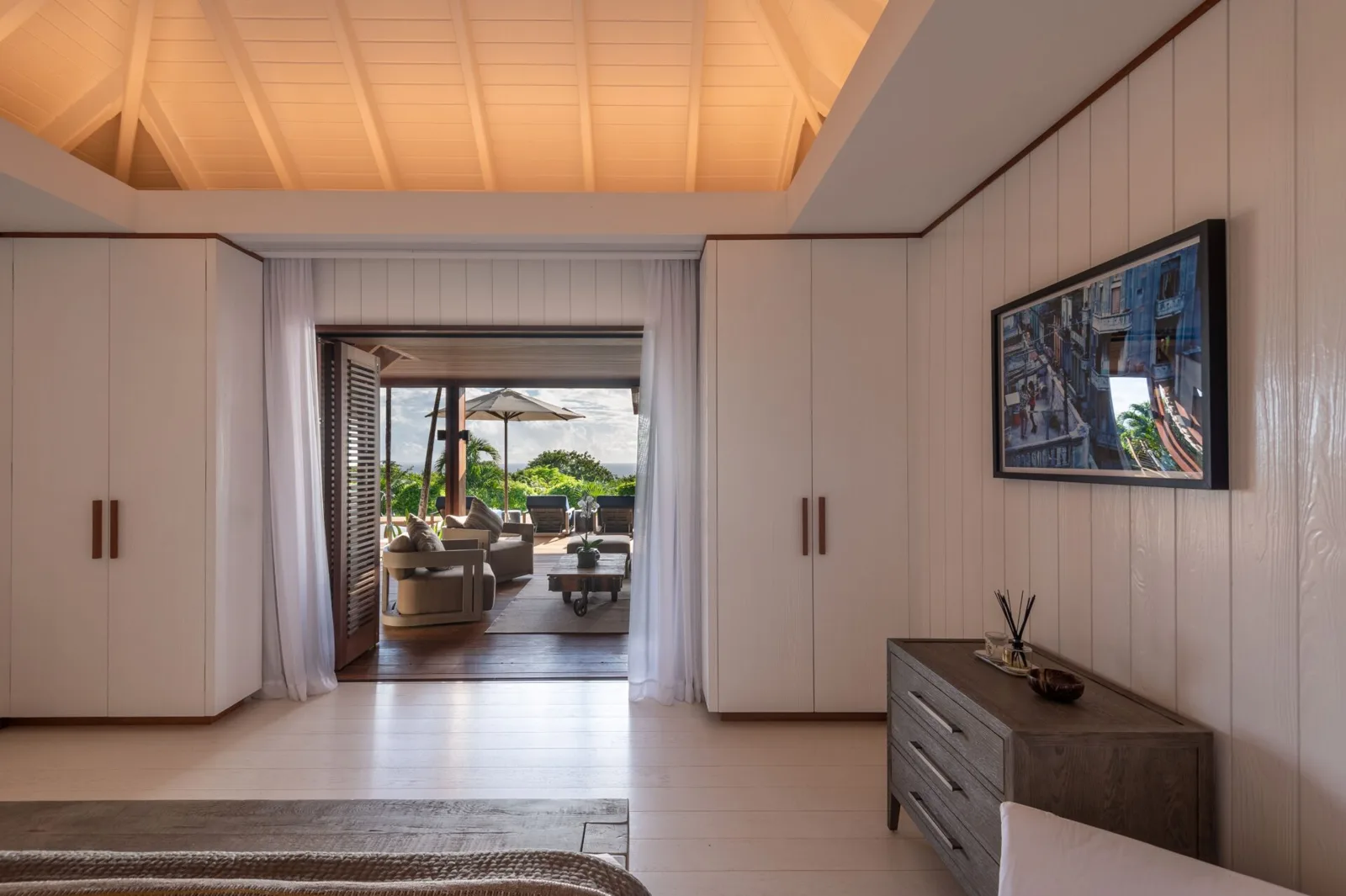 Villa Aura, 6-bedroom villa for rent in Gouverneur, St Barts - photograph 18