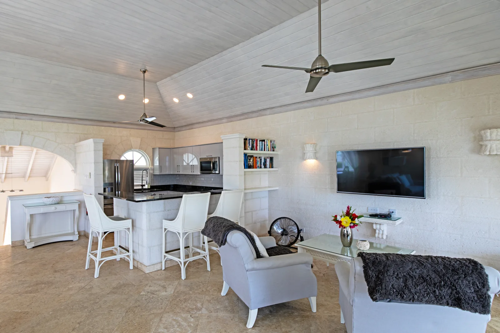 Royal Villa 12, 3-bedroom townhouse for rent in St James, Barbados - photograph 3