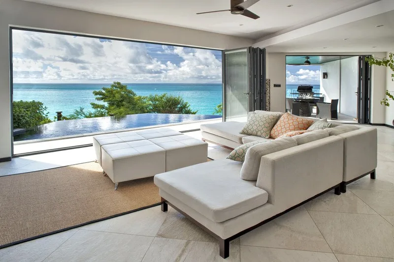Beachfront Villa Oceans, 2-bedroom villa for rent in St Mary, Antigua & Barbuda - photograph 3