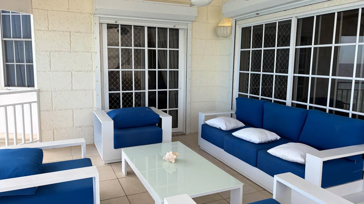 Mistle Cove Penthouse | An Elegant Beachfront Residence, 3-bedroom apartment for sale in Christ Church, Barbados - photograph 6