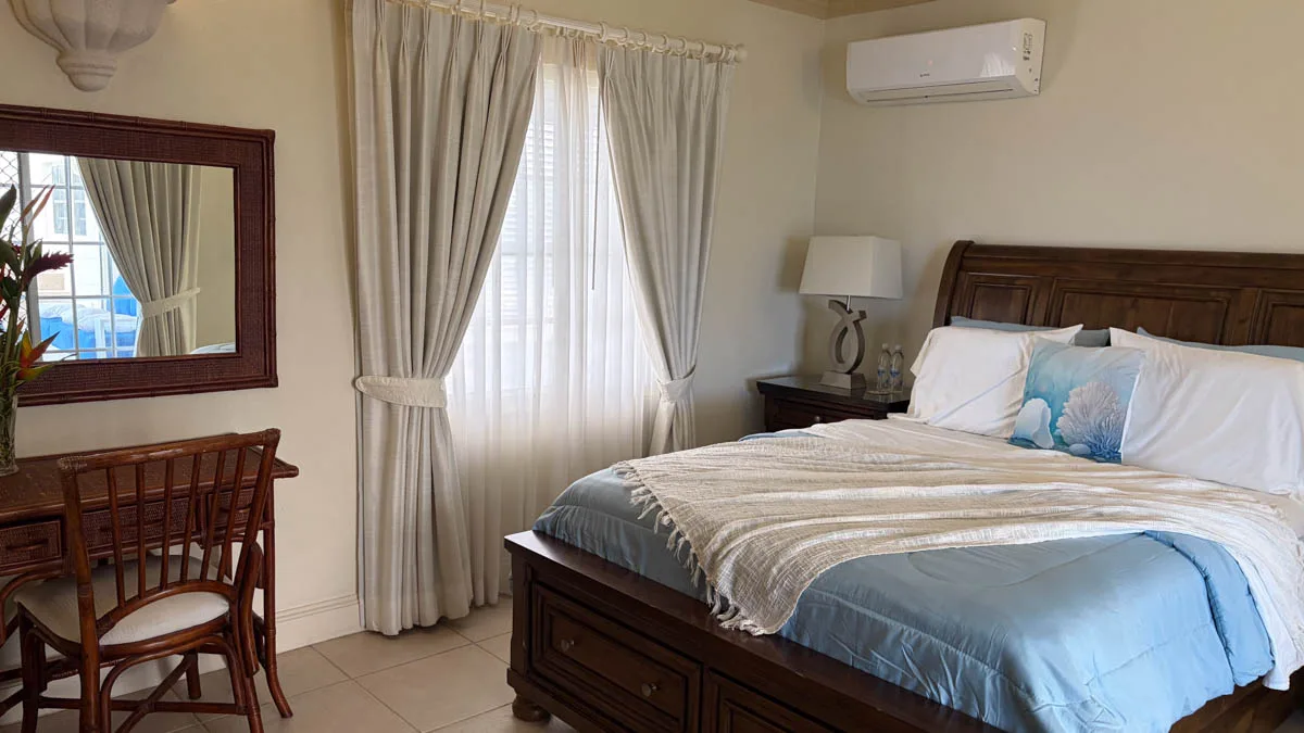 Mistle Cove Penthouse | An Elegant Beachfront Residence, 3-bedroom apartment for sale in Christ Church, Barbados - photograph 13