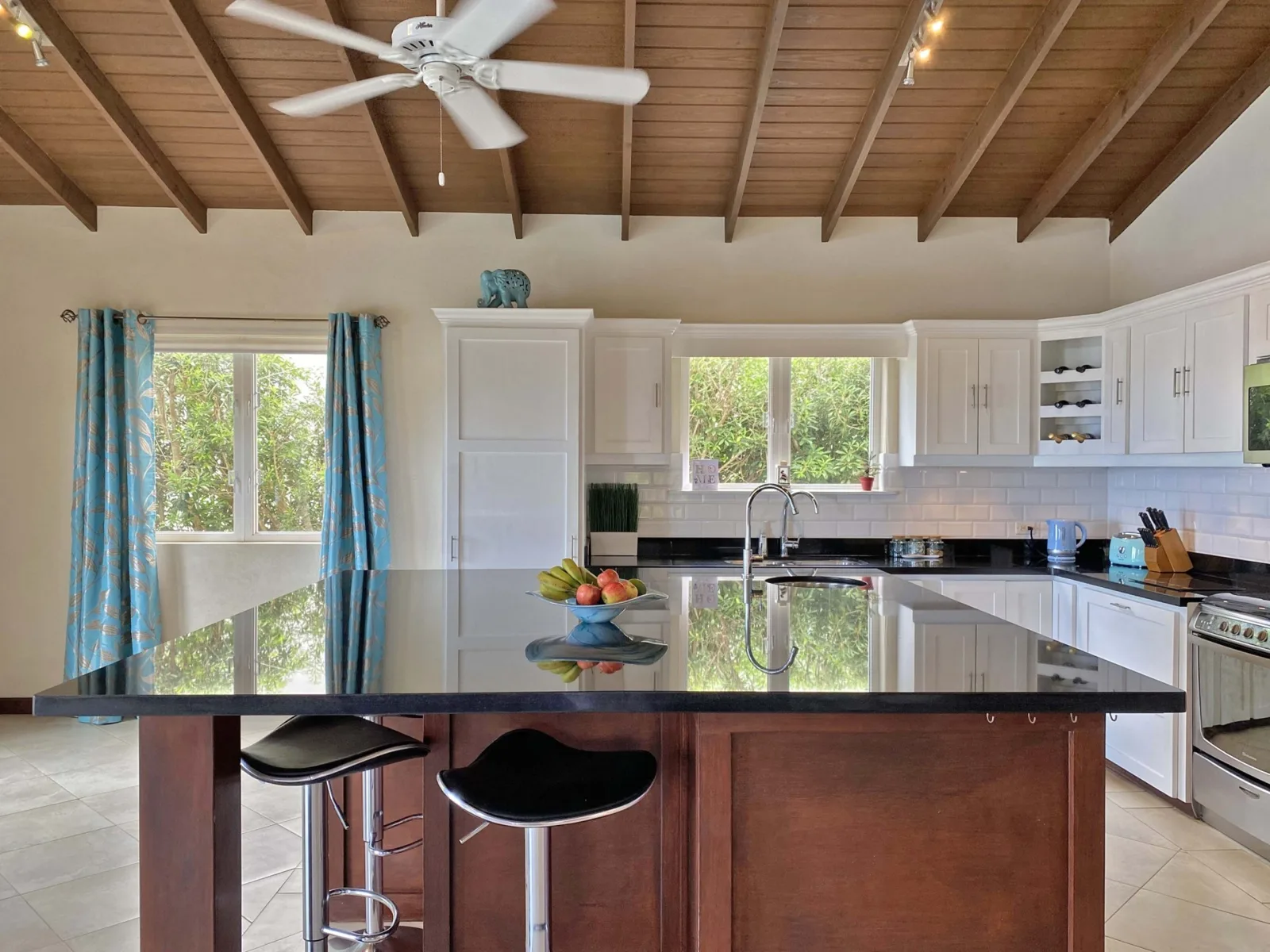 Caribbean Dream - St. Silas Heights, 3-bedroom villa for rent in St James, Barbados - photograph 13