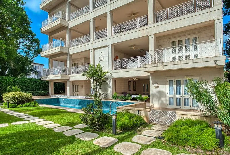 Smugglers Cove 6 - Paynes Bay, 5-bedroom apartment for rent in St James, Barbados - photograph 23