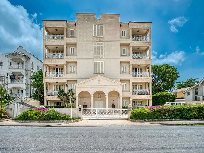 Smugglers Cove 6 - Paynes Bay, 5-bedroom apartment for rent in St James, Barbados - photograph 26