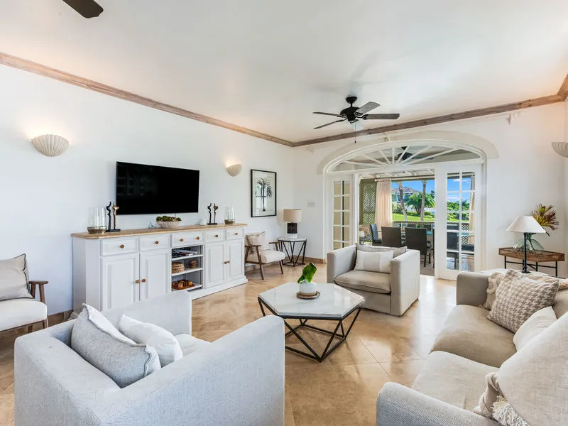 Birds Eye Villa, photograph 7