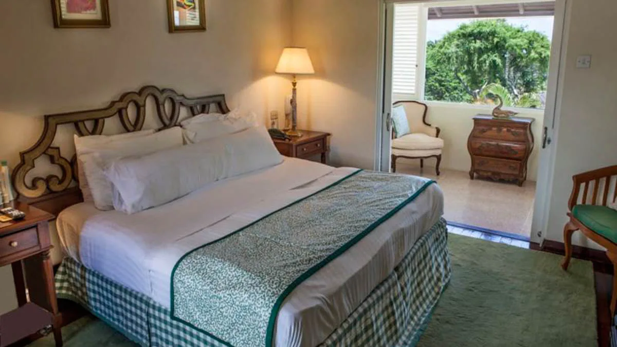 Sandy Lane Estate | Miramar - Elegant Golf Course Living, 5-bedroom villa for sale in St James, Barbados - photograph 9