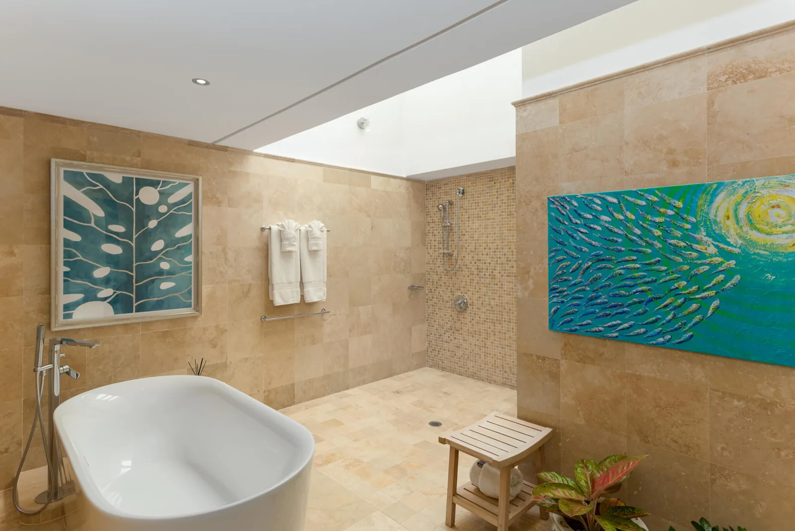 Crowsnest - Coral Cove Penthouse No.14, 3-bedroom apartment for rent in St James, Barbados - photograph 9