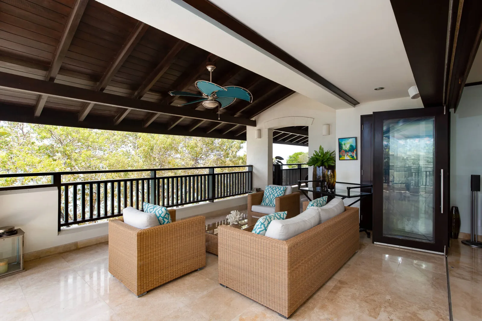 Crowsnest - Coral Cove Penthouse No.14, 3-bedroom apartment for rent in St James, Barbados - photograph 14