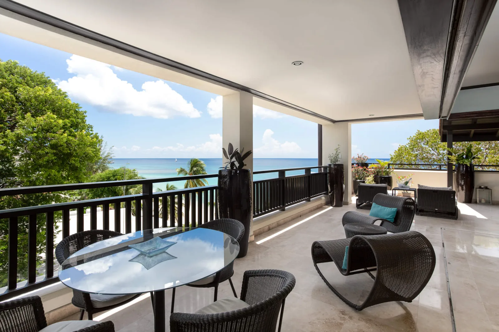 Crowsnest - Coral Cove Penthouse No.14, 3-bedroom apartment for rent in St James, Barbados - photograph 18