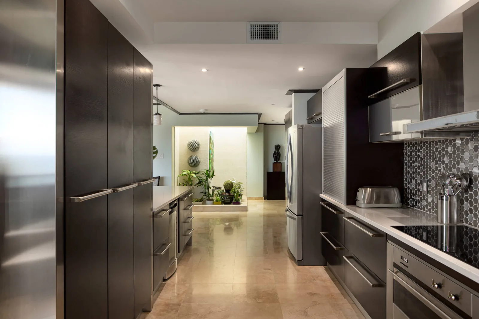 Crowsnest - Coral Cove Penthouse No.14, 3-bedroom apartment for rent in St James, Barbados - photograph 20