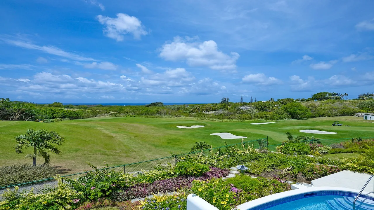 Royal Westmoreland I Sugar Cane Mews 5 - Sea & Golf Course Views, 4-bedroom townhouse for sale in St James, Barbados - photograph 5