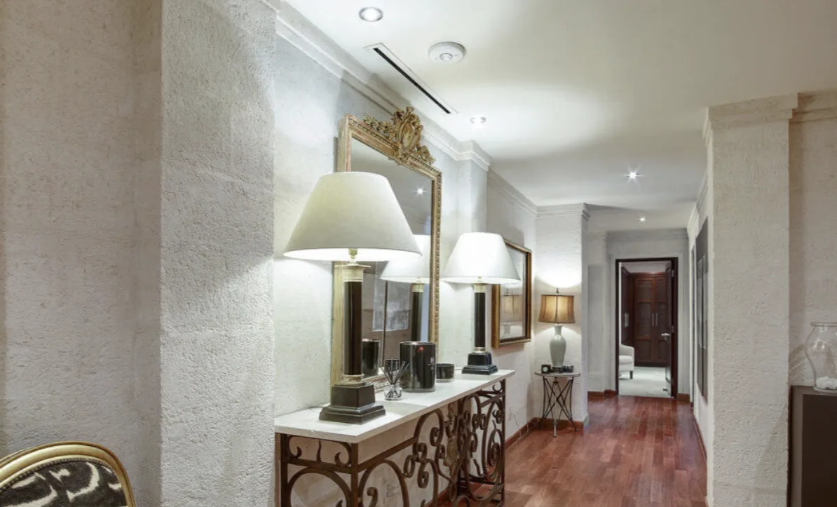 Smugglers Cove Penthouse, 4-bedroom apartment for rent in St James, Barbados - photograph 8