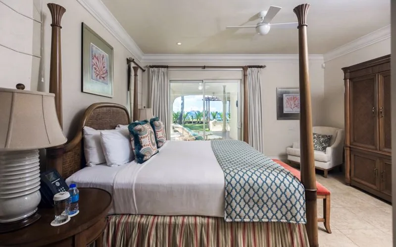 Beachfront Apartment at Resort and Spa, 3-bedroom apartment for sale in Rodney Bay, St Lucia - photograph 8