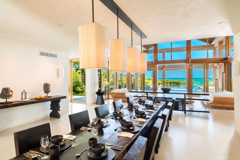 Ultra-Luxury Beachfront Villa, photograph 8