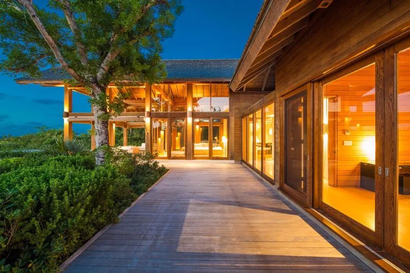 Ultra-Luxury Beachfront Villa, 5-bedroom villa for sale in Parrot Cay, Turks & Caicos - photograph 14