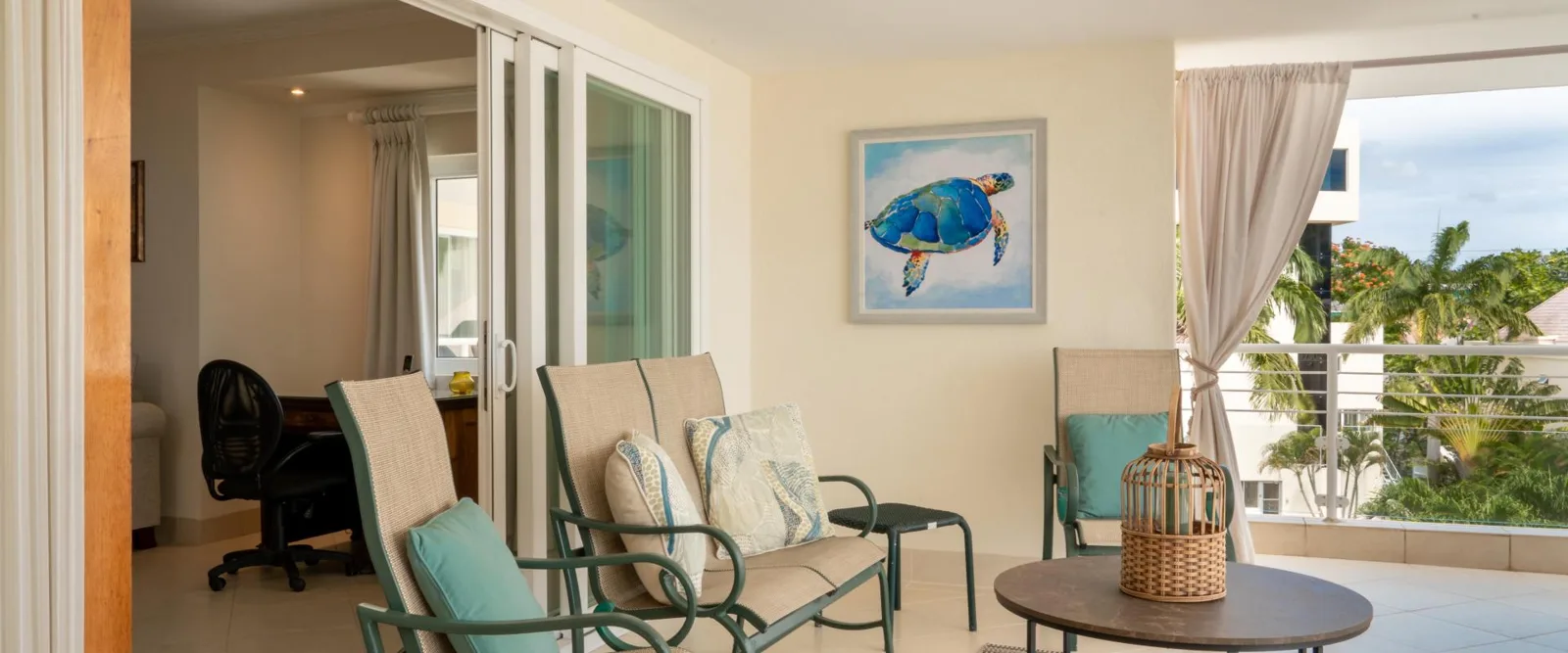 Palm Beach 410 - Hastings, 2-bedroom apartment for rent in Christ Church, Barbados - photograph 2