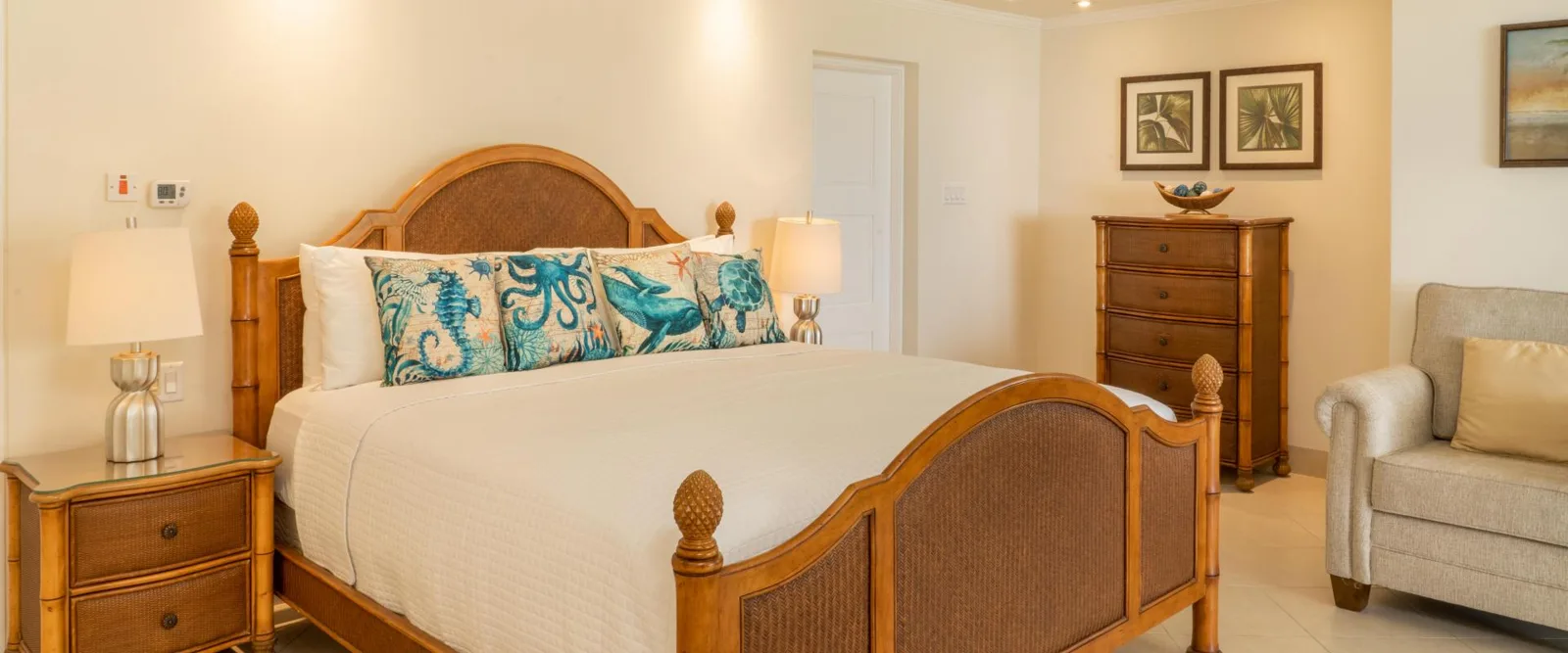 Palm Beach 410 - Hastings, 2-bedroom apartment for rent in Christ Church, Barbados - photograph 11
