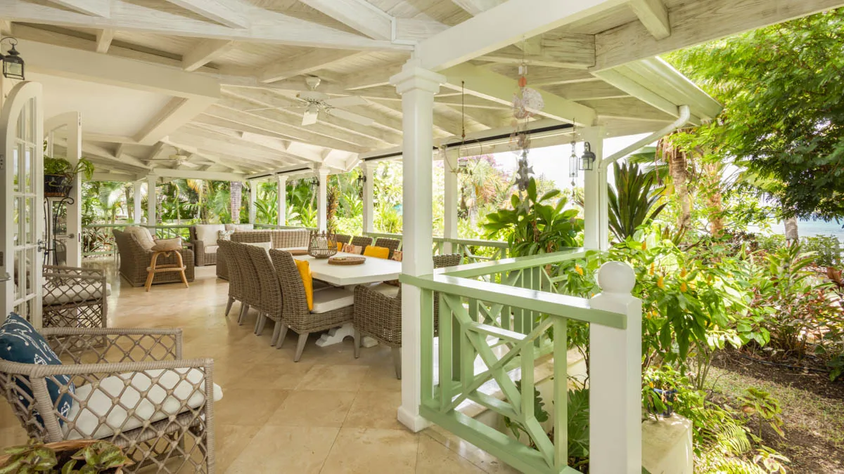Hibiscus Villa & Cottage | Exceptional Beachfront Homes, 6-bedroom villa for sale in St James, Barbados - photograph 2
