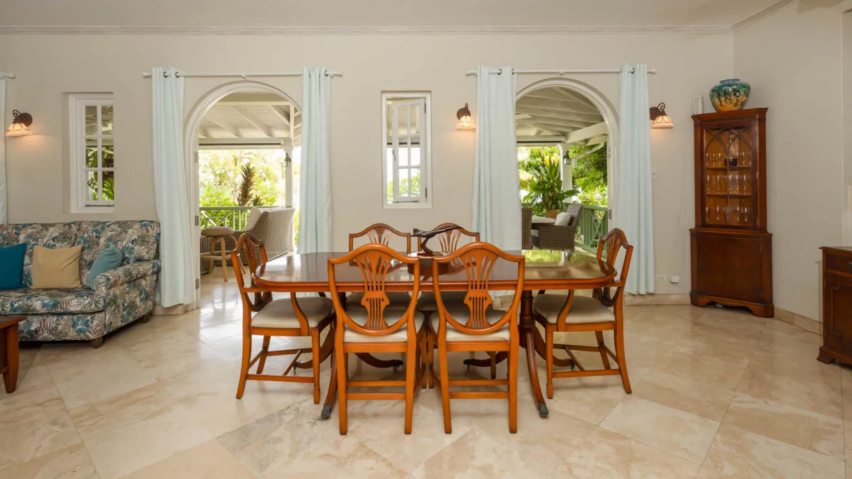 Hibiscus Villa & Cottage | Exceptional Beachfront Homes, 6-bedroom villa for sale in St James, Barbados - photograph 9
