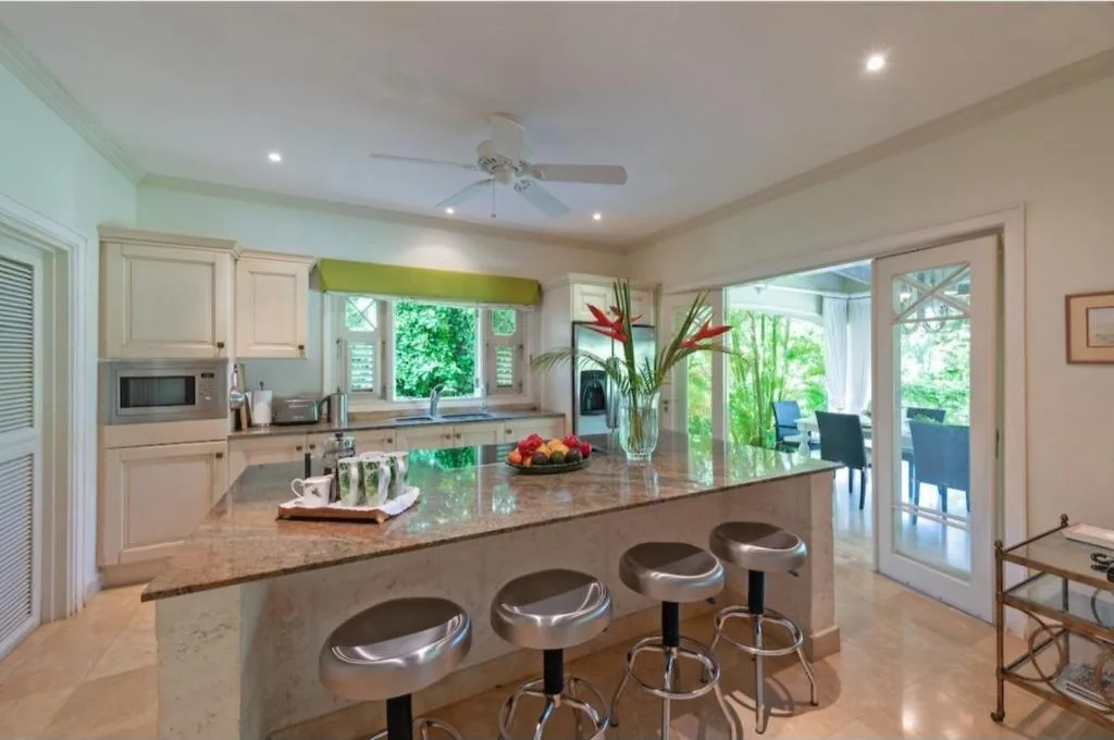 Villa One Greentails - Sion Hill, 3-bedroom villa for rent in St James, Barbados - photograph 17