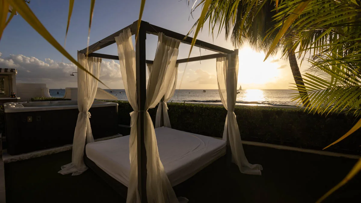 Solaris Beach House | Caribbean Beachfront Retreat, 5-bedroom villa for sale in St James, Barbados - photograph 29