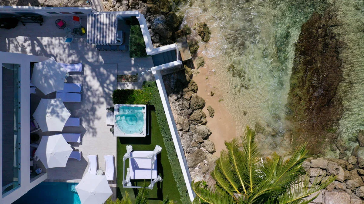 Solaris Beach House | Caribbean Beachfront Retreat, 5-bedroom villa for sale in St James, Barbados - photograph 2