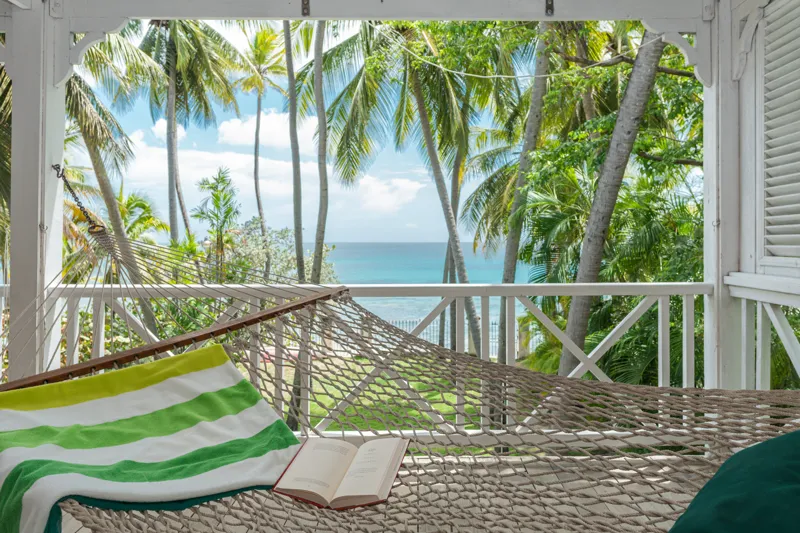 James Bay Beachfront Apartment No.5