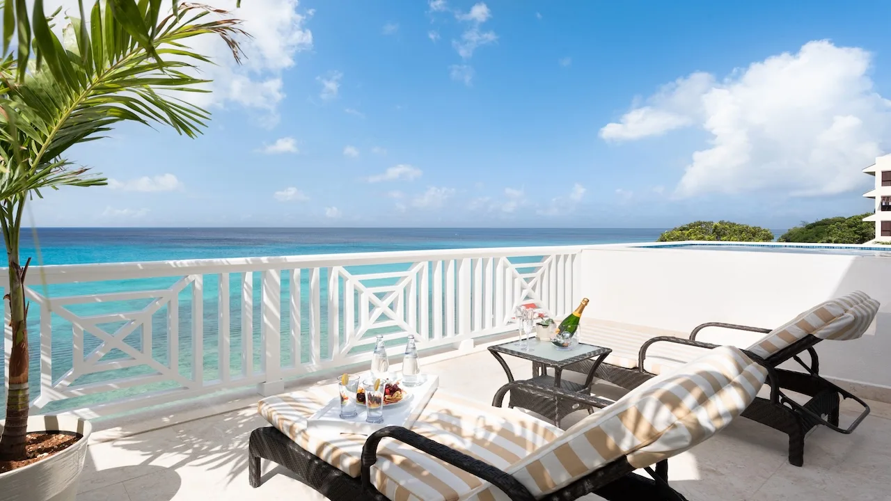 Calico | Luxury Beachfront Villa, 6-bedroom villa for rent in St James, Barbados
