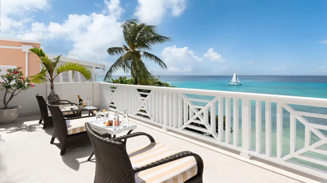 Calico | Luxury Beachfront Villa, 6-bedroom villa for rent in St James, Barbados - photograph 3
