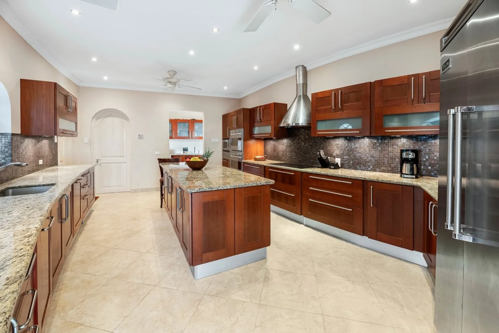 Wild Cane Ridge No.2 - Royal Westmoreland, 6-bedroom villa for rent in St James, Barbados - photograph 16