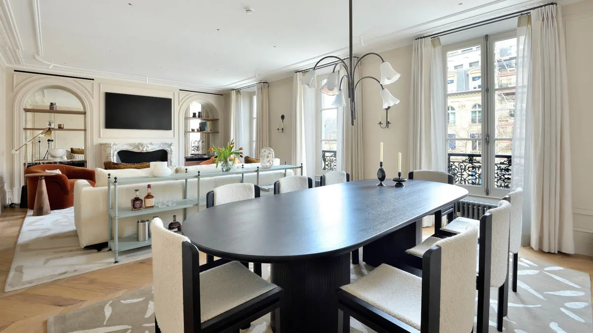 Two-Bedroom Apartment in Paris in Saint-Germain-des-Prés, 2-bedroom apartment for sale in 167 Boulevard Saint-Germain, France - photograph 3