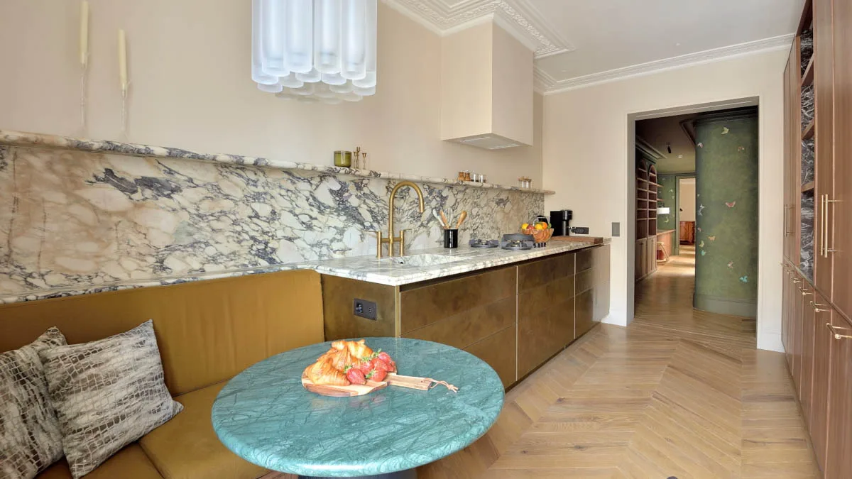 Two-Bedroom Apartment in Paris in Saint-Germain-des-Prés, 2-bedroom apartment for sale in 167 Boulevard Saint-Germain, France - photograph 5
