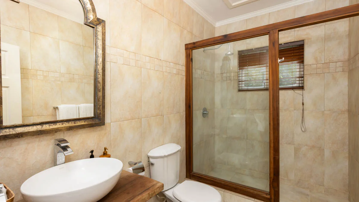 Dragonfly Villa | Tropical Balinese-Style Retreat, 3-bedroom villa for rent in St James, Barbados - photograph 18