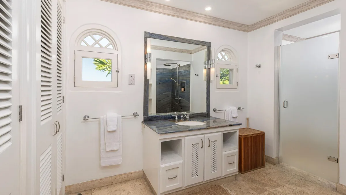 Sand Dollar | Private Beachfront Sanctuary, 5-bedroom villa for sale in St James, Barbados - photograph 18