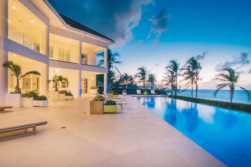 Ultra Luxury Beachfront Estate - The Bahamas