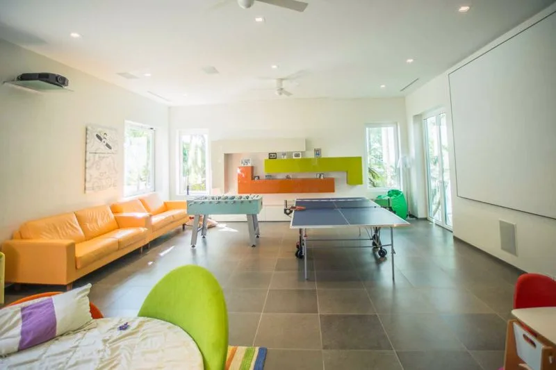 Ultra Luxury Beachfront Estate - The Bahamas, 8-bedroom villa for sale in N.P, Bahamas - photograph 13