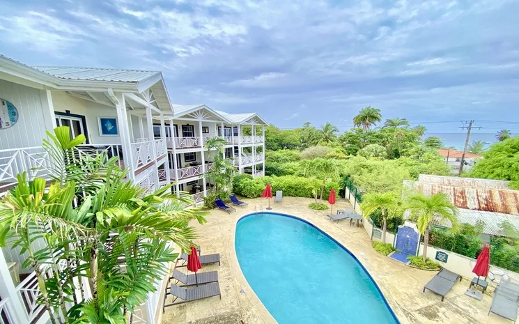 LANTANA 4, 4-bedroom apartment for rent in St James, Barbados - photograph 3