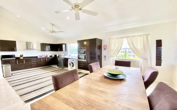 LANTANA 4, 4-bedroom apartment for rent in St James, Barbados - photograph 4