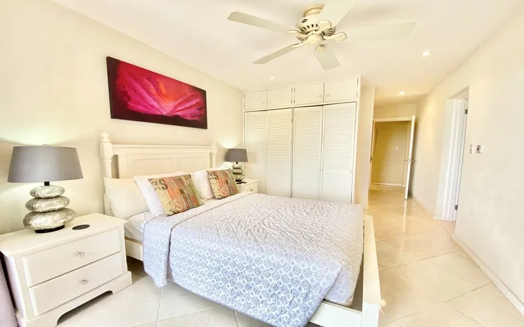 LANTANA 4, 4-bedroom apartment for rent in St James, Barbados - photograph 12