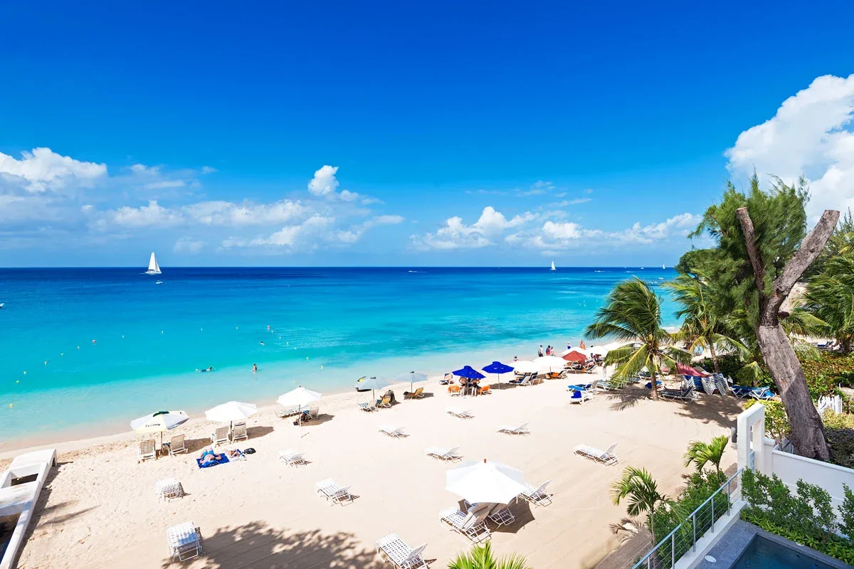 The One At The St James | Luxury Beachfront Apartment for Vacation Rental, 5-bedroom apartment for rent in St James, Barbados - photograph 5