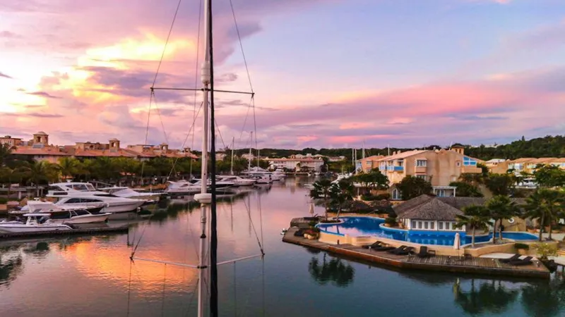 Port St Charles 102, photograph 4