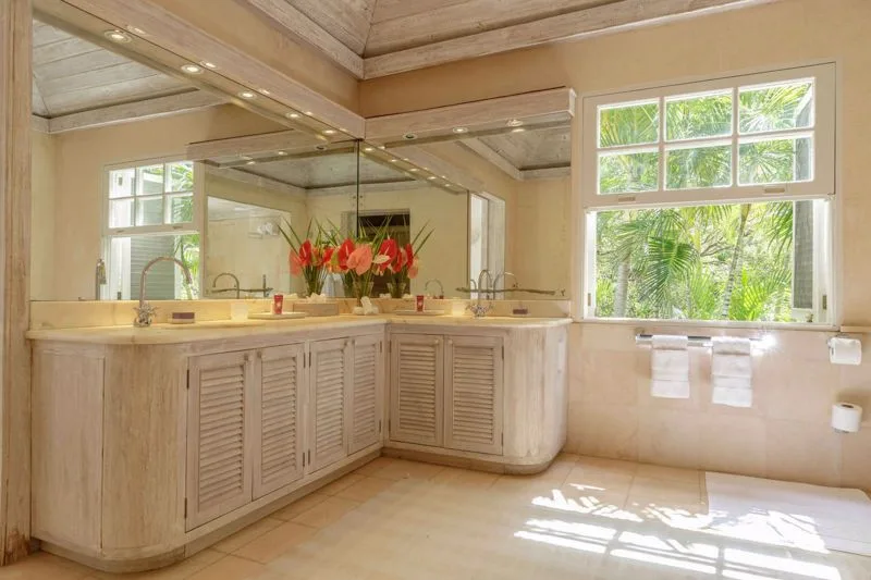 Seascape, 3-bedroom villa for rent in Mustique, St Vincent & The Grenadines - photograph 6