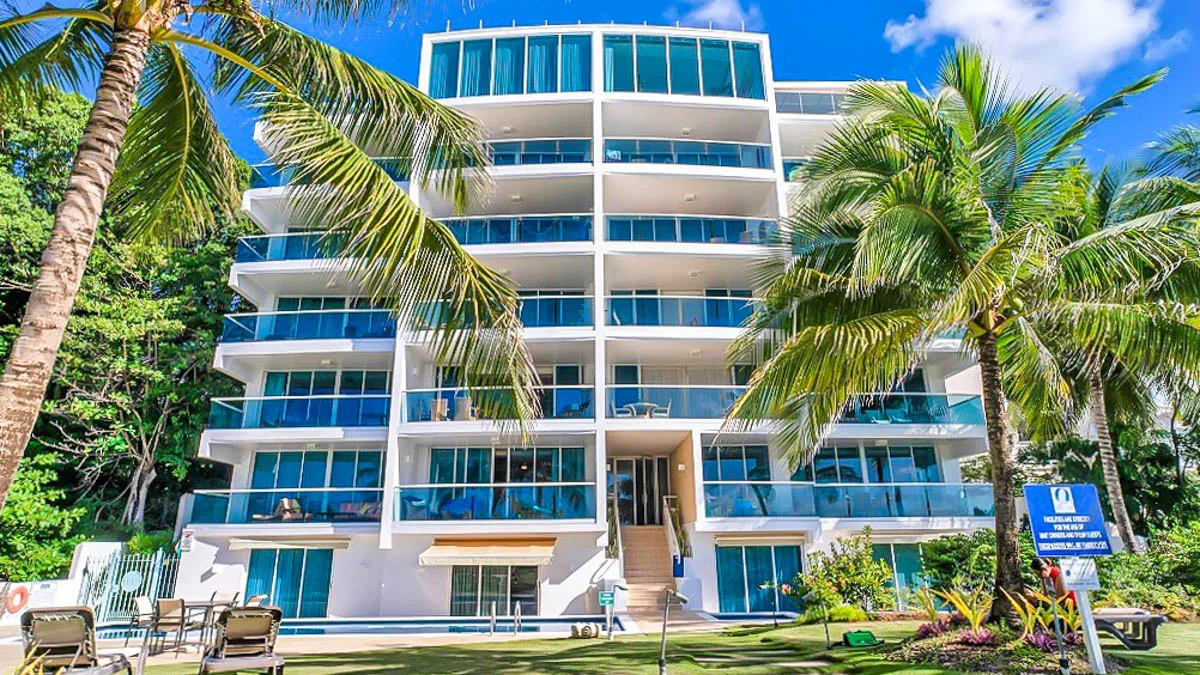 Ocean One 304 | Luxurious Beachfront Condo, 2-bedroom apartment for sale in Christ Church, Barbados - photograph 6