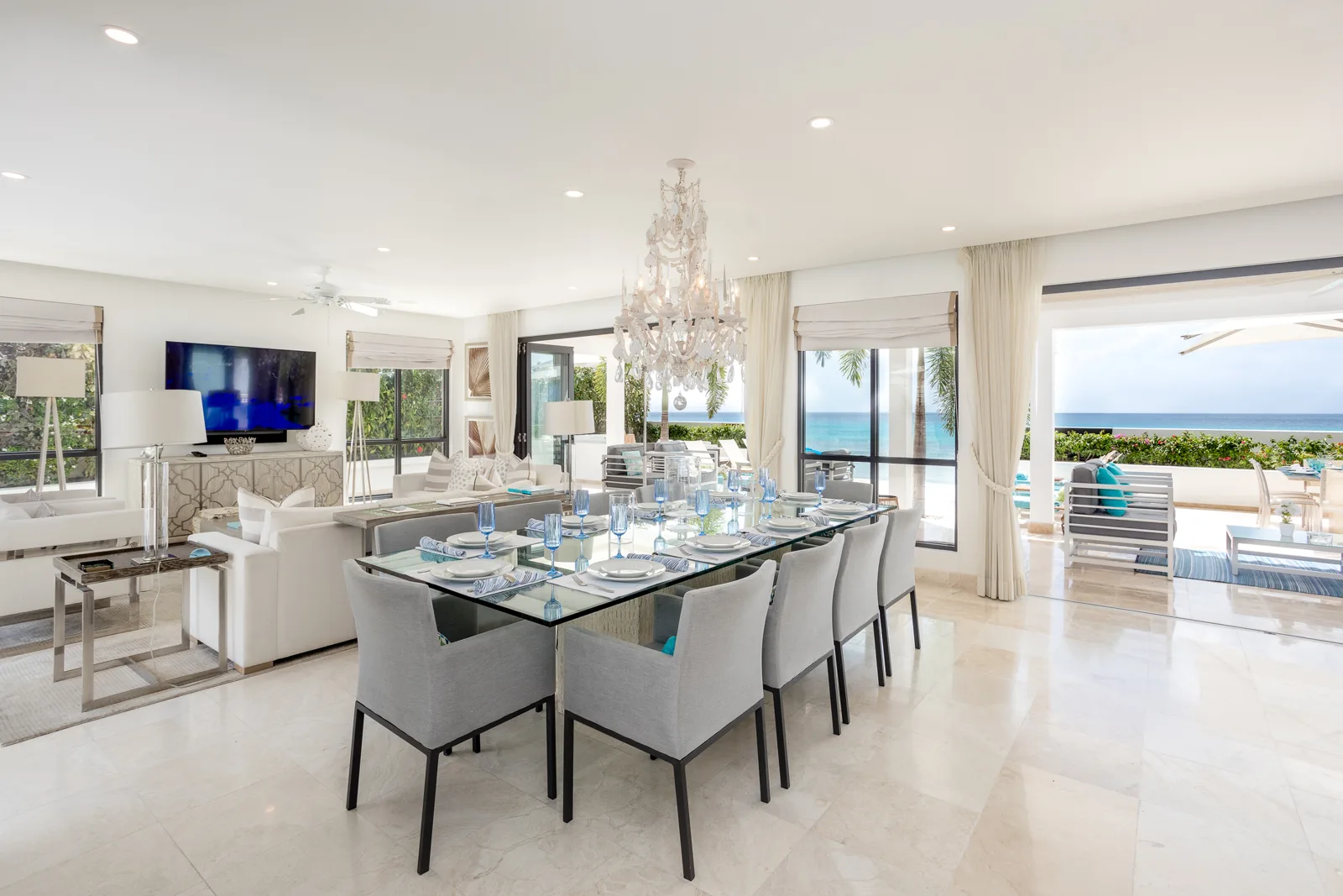 Dolphin Beach House - Fitts Village, 6-bedroom villa for rent in St James, Barbados